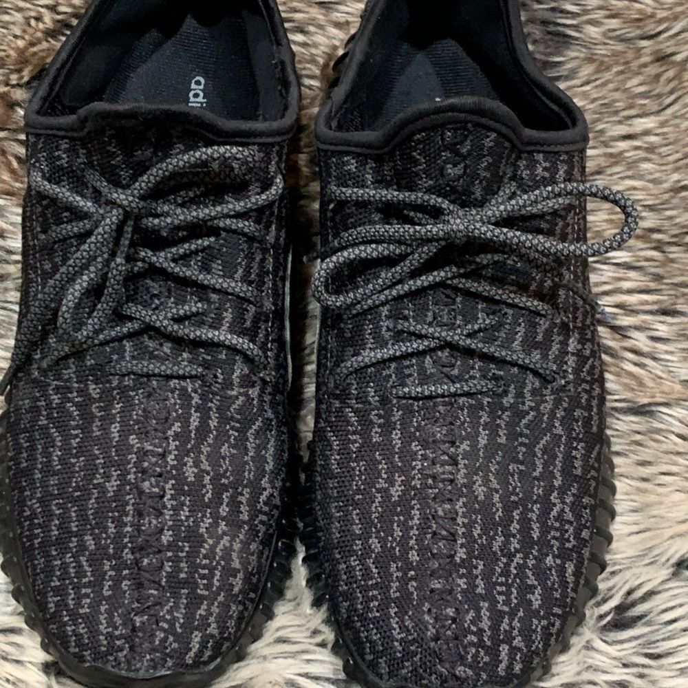Adidas Yeezy 350 Boost Low Kanye West Triple Black Pirate Black AQ2659 BB5350 - Picture 2 of 11